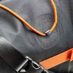 Ortlieb Seat-Pack -Hilleber Camping Magasin sacoche bikepacking ortlieb seat pack 07